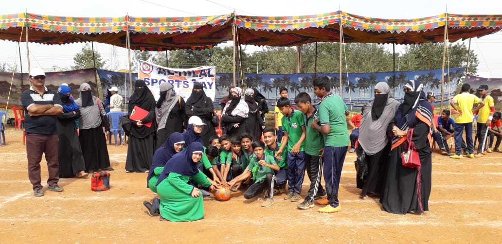 SCHOOL/COLLEGE IMAGE